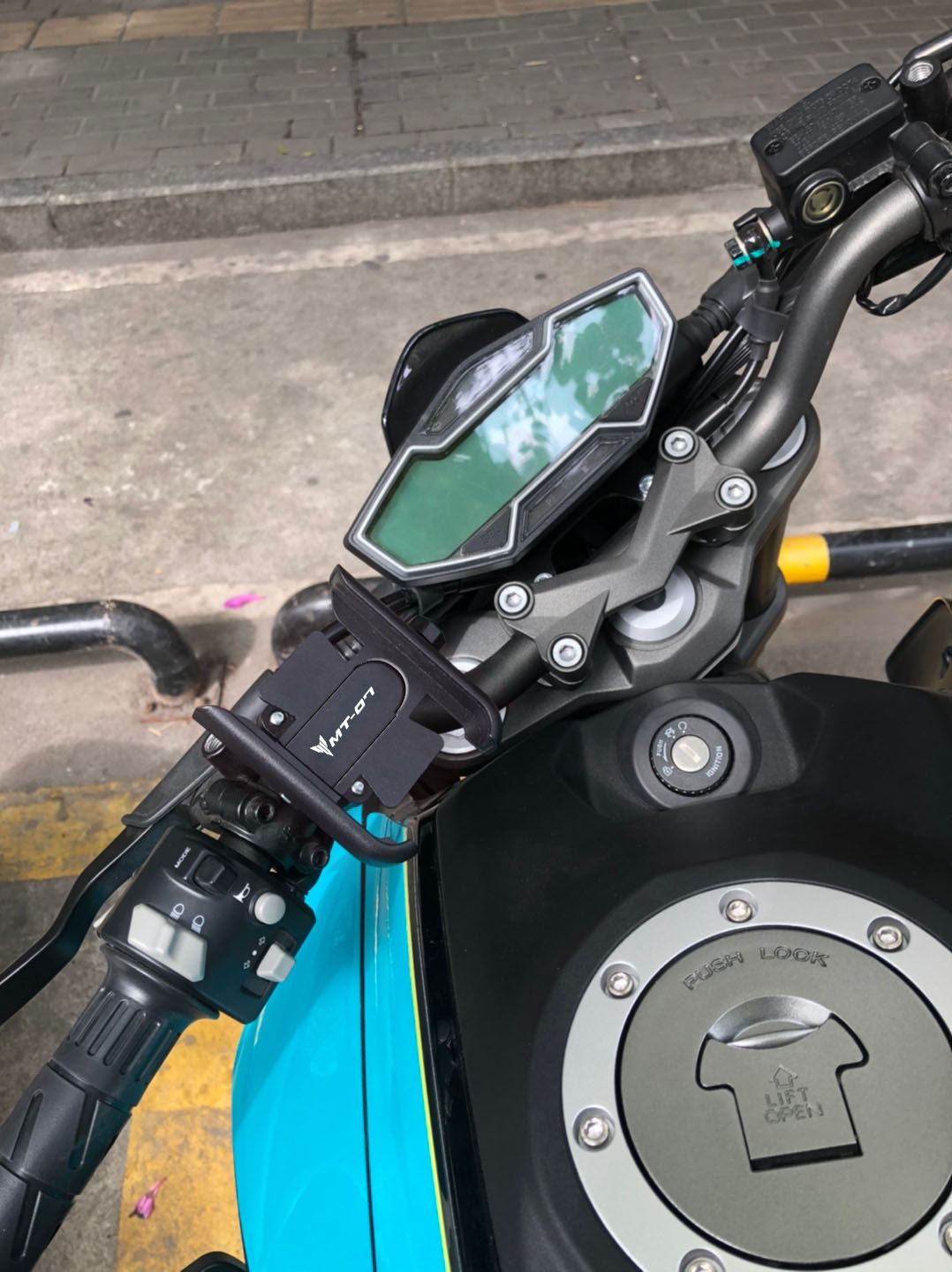 Yamaha MT-07 MT07 mt07 로고 범용 오 - Phone Accessories Logo 리뷰 및 가격